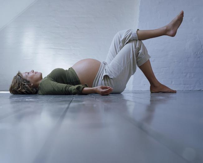 孕妇裤头老是有分泌物,孕妇孕早期内裤出现黄褐色