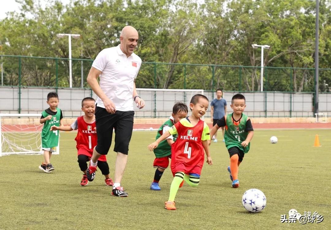 快乐足球记忆录,足球带给孩子们更多的快乐和成长