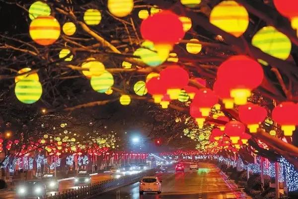 谁说我们的家乡《景泰》不童话，满城霓虹是别样浪漫