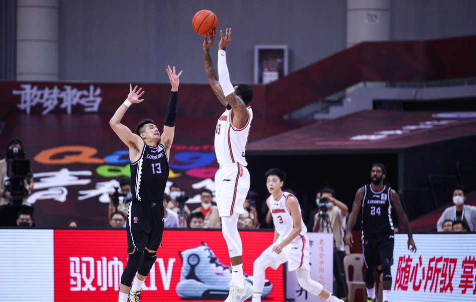 威姆斯离队广东队,杜锋谈威姆斯状态