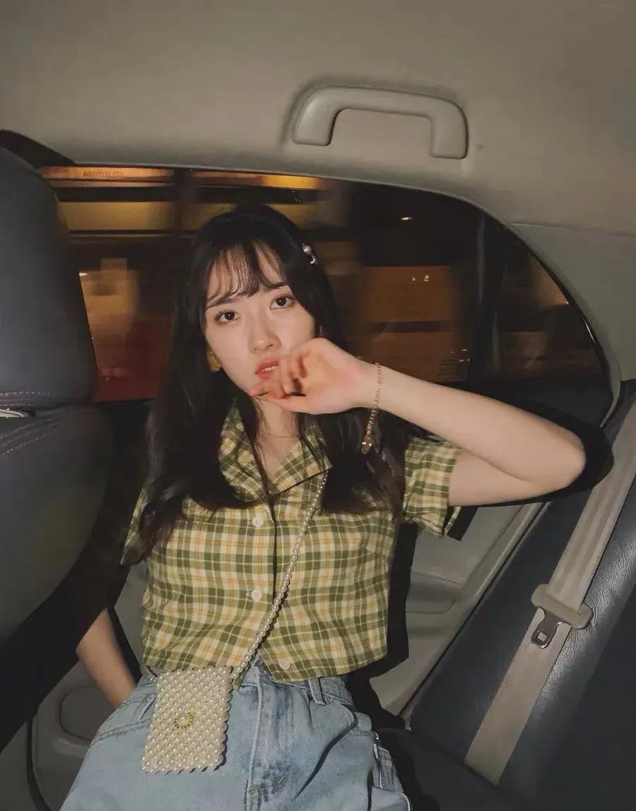 BM风穿搭夏天气质,bm风穿搭黑色上衣怎么搭裤子