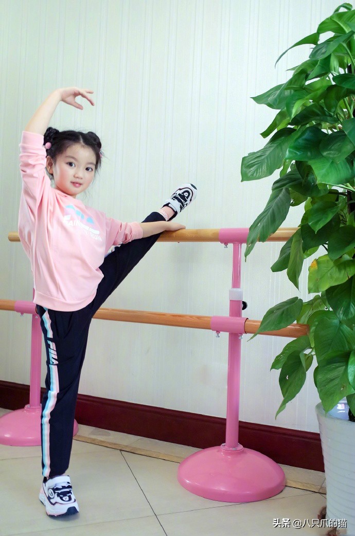 阿拉蕾带翅膀的卫衣,阿拉蕾穿搭小孩