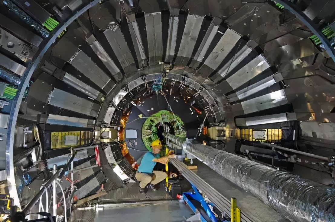 从这所排名超藤校的大学，看瑞士的未来教育理念