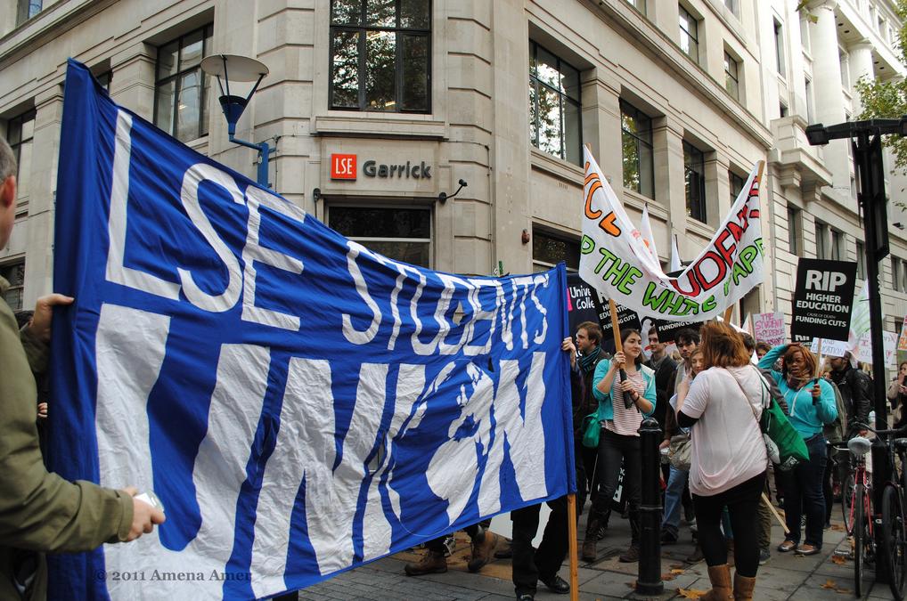 英国要越早申请越好吗,2021年办理英国签证需要什么材料