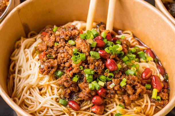 陆家嘴夜市小吃一条街,上海陆家嘴的小吃街