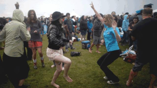 福利|音乐随时随地，大桥也要唱歌：江湖音乐节，来了。