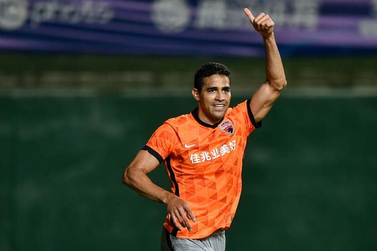 越媒中国,中国球员史上最变态的停球