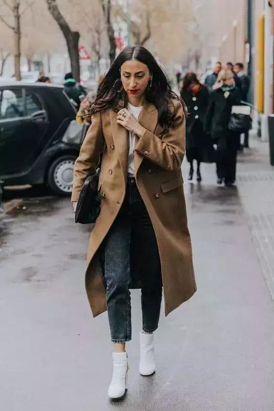 夏季小白鞋短靴洋气又高级,5款人气短靴时髦好看穿着又舒适