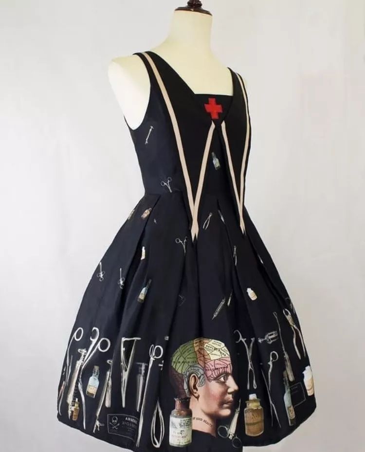 洛丽塔复古宫廷风轻洋装,紫红色洛丽塔洋装