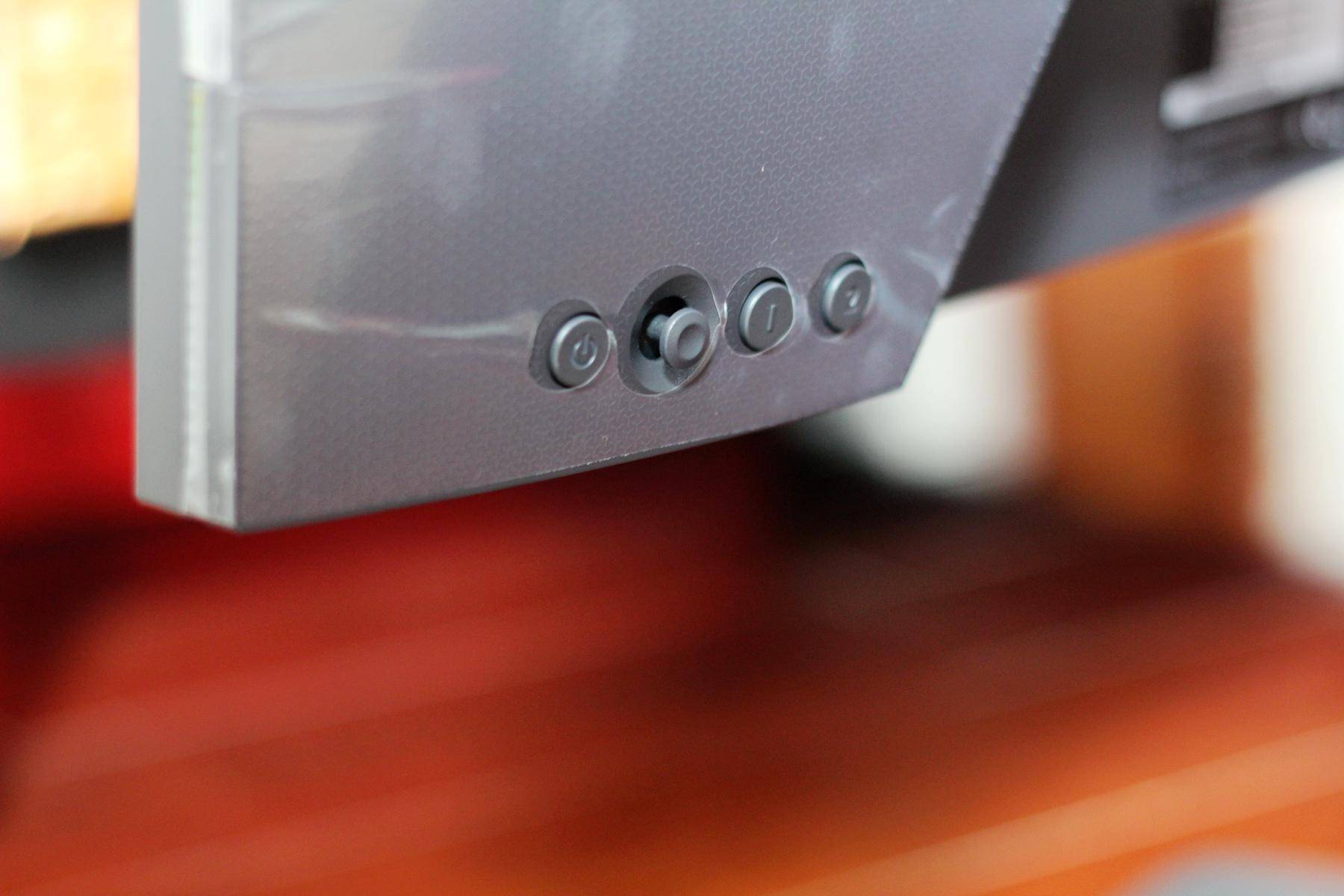 卓威显示器xl2546测评,卓威xl2546x对比2款显示器