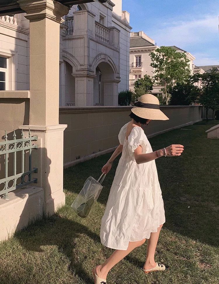 杨紫穿黑色连帽卫衣搭配,杨紫同款kk衣服