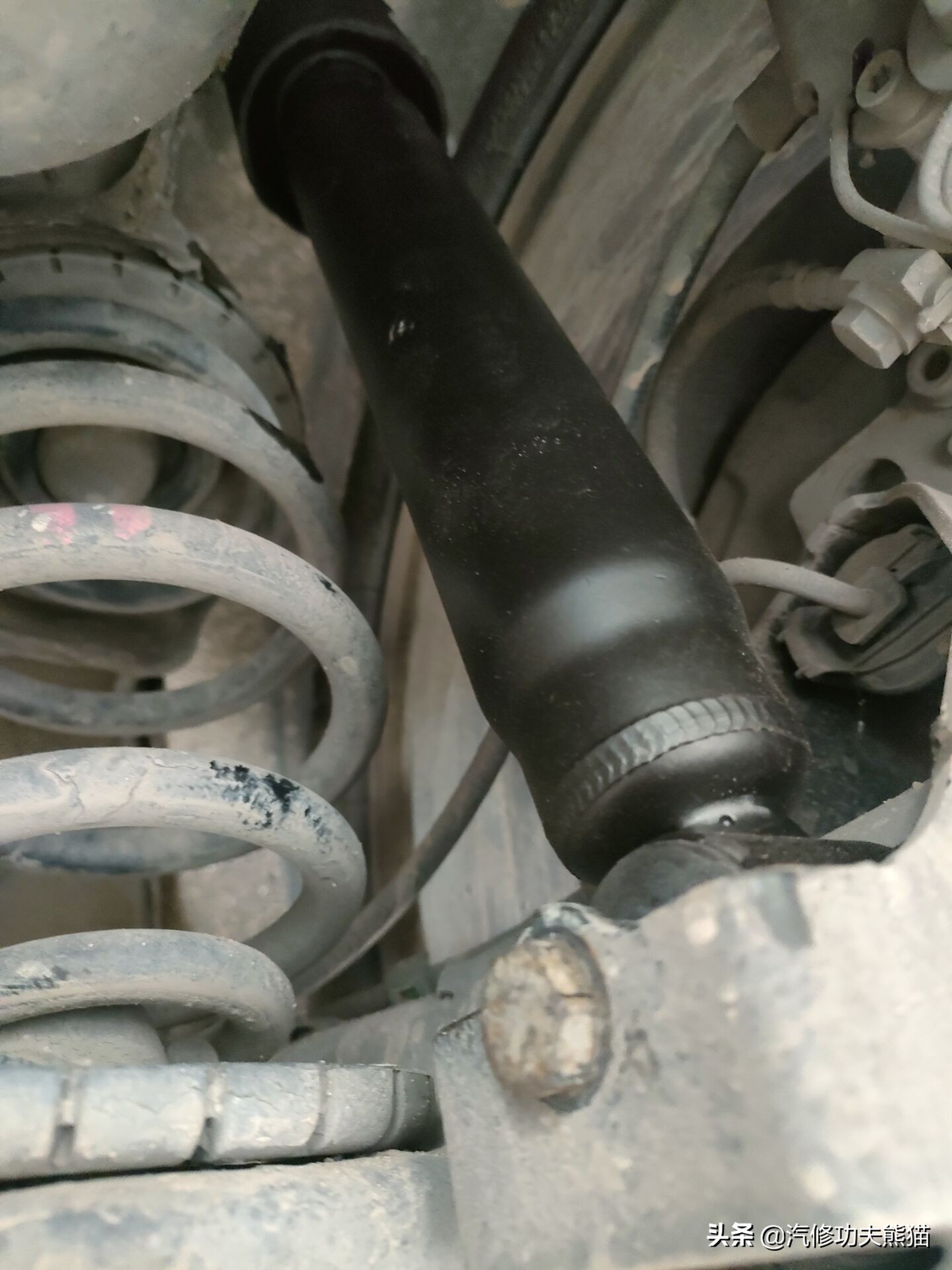 2003年老奥迪a6,2012年奥迪a6经典