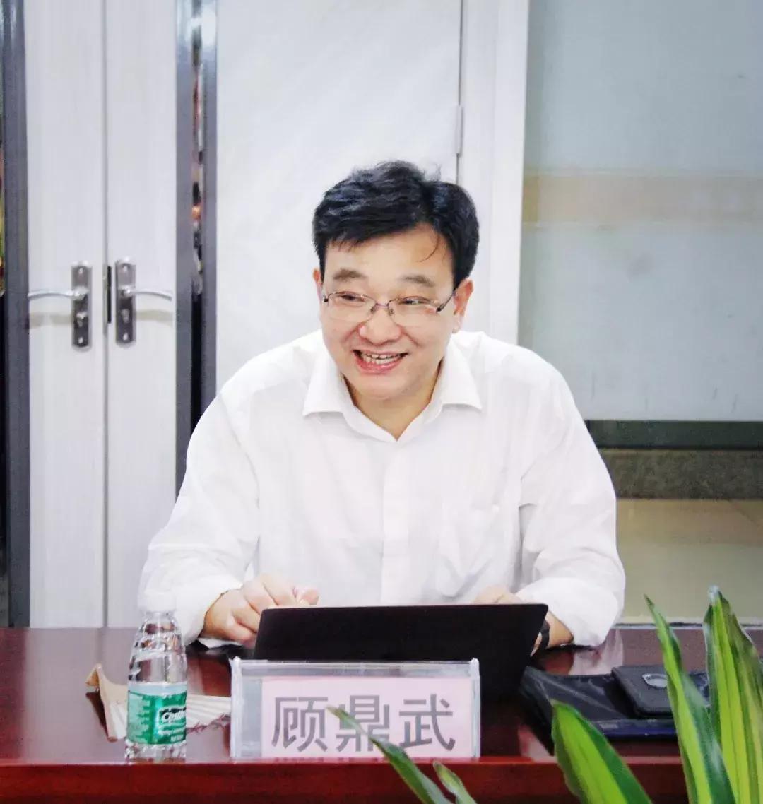 顾鼎武20年做好“医养结合”一件事工商联副主席到鼎武集团调研