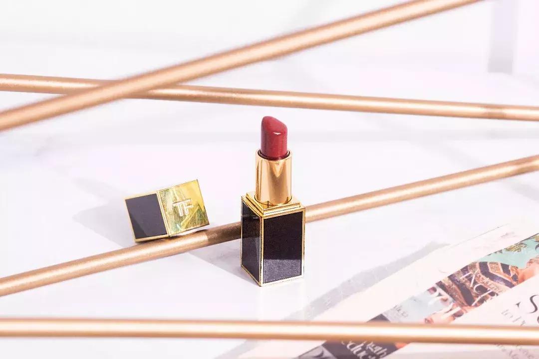 大牌口红哪个最显白,春夏季黄黑皮显白口红大牌推荐