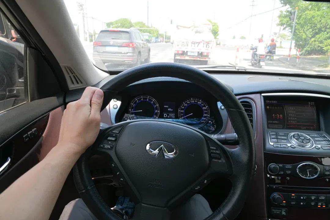 英菲尼迪fx35多少钱,英菲尼迪fx35小型越野车多少钱