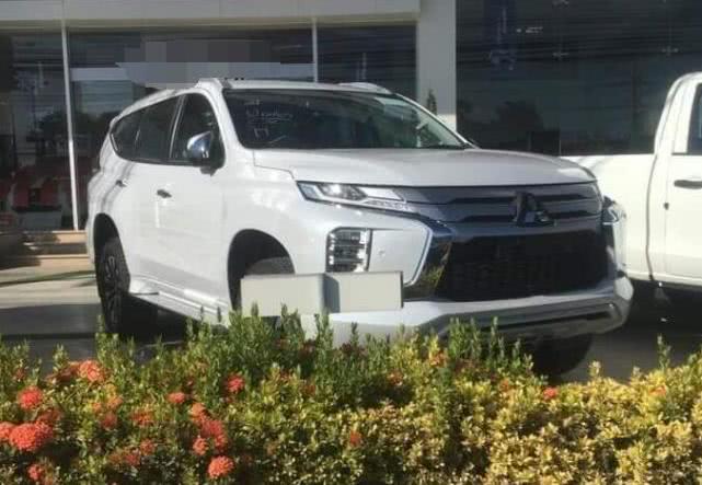 三菱帕杰罗2020款高速视频,三菱帕杰罗速跑2003款