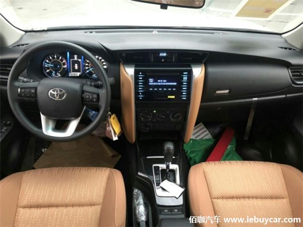 2019款丰田穿越者小霸道现车报价,小霸道穿越者越野