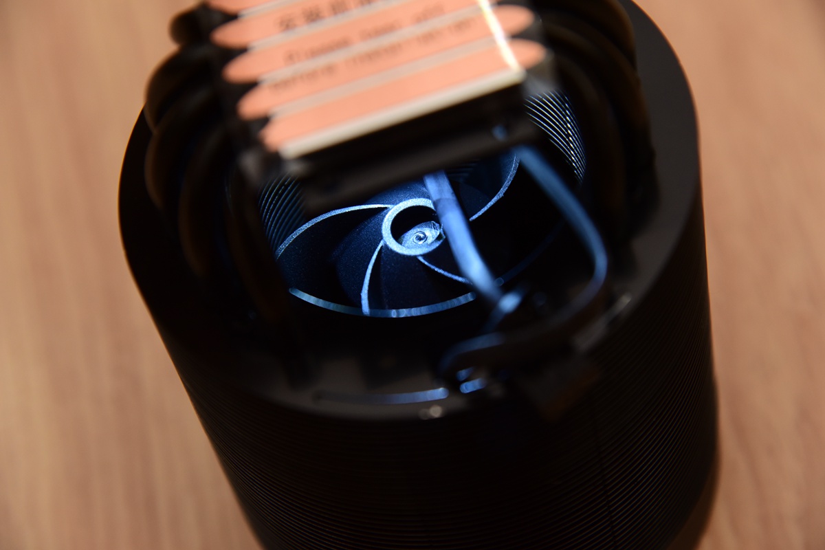 提升7700k单核性能,核显hd750和uhd750哪个好