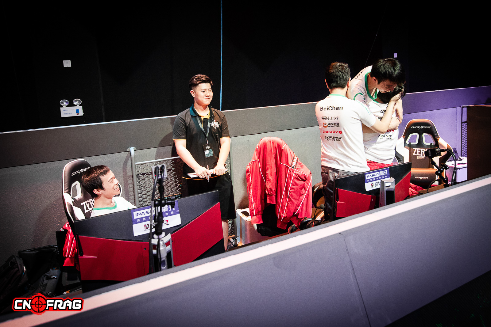 TheYearinPhotos-cnFrag2018年度电竞图片