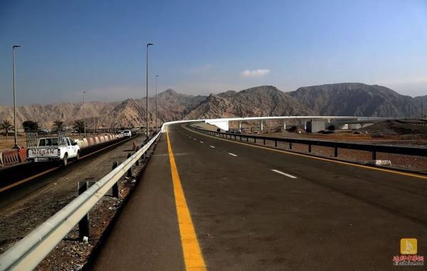 谢赫·哈利法任职15年:阿联酋天翻地覆的变化