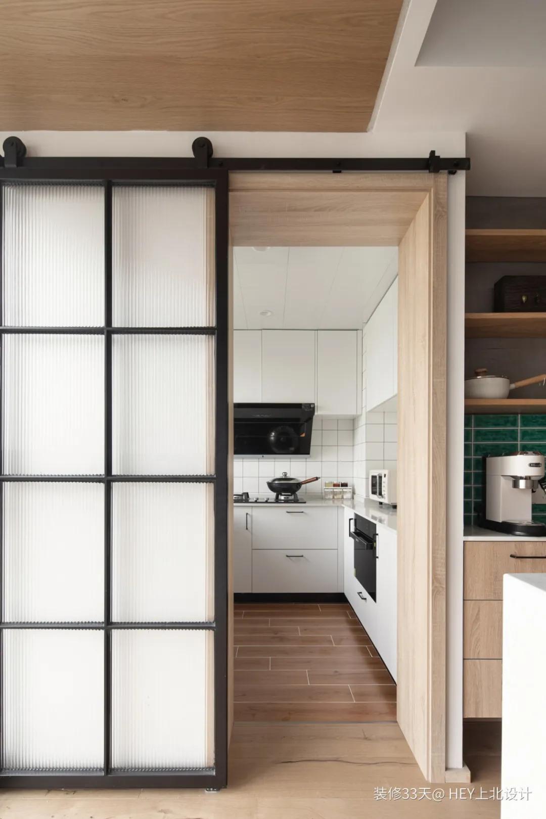 极简木材装饰,极简风装修木材