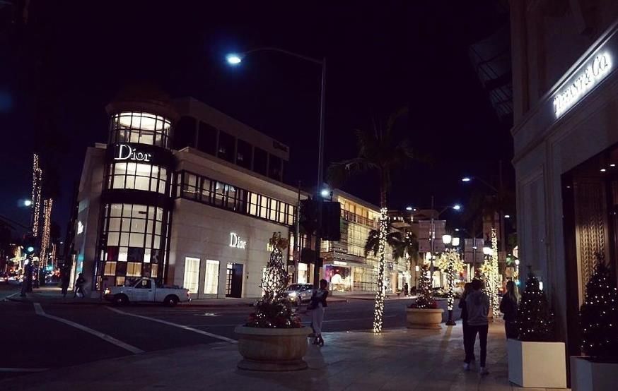 美国幽灵富人区,洛杉矶顶级富人区比弗利山庄