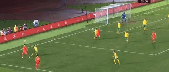 国足过人动作,国足足球过人操作集锦