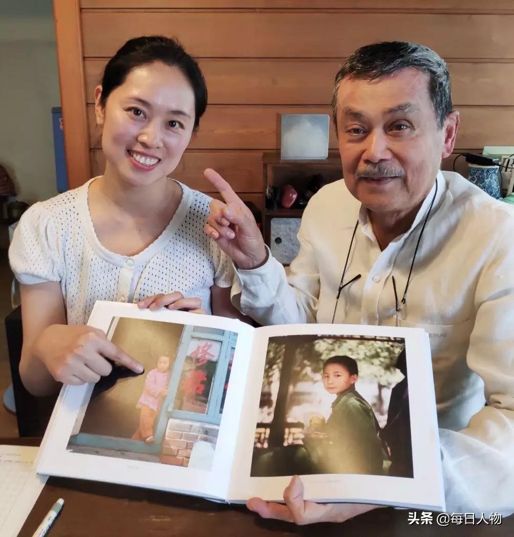 日本摄影师给中国儿童拍照,著名摄影师回忆第一次给孩子拍照