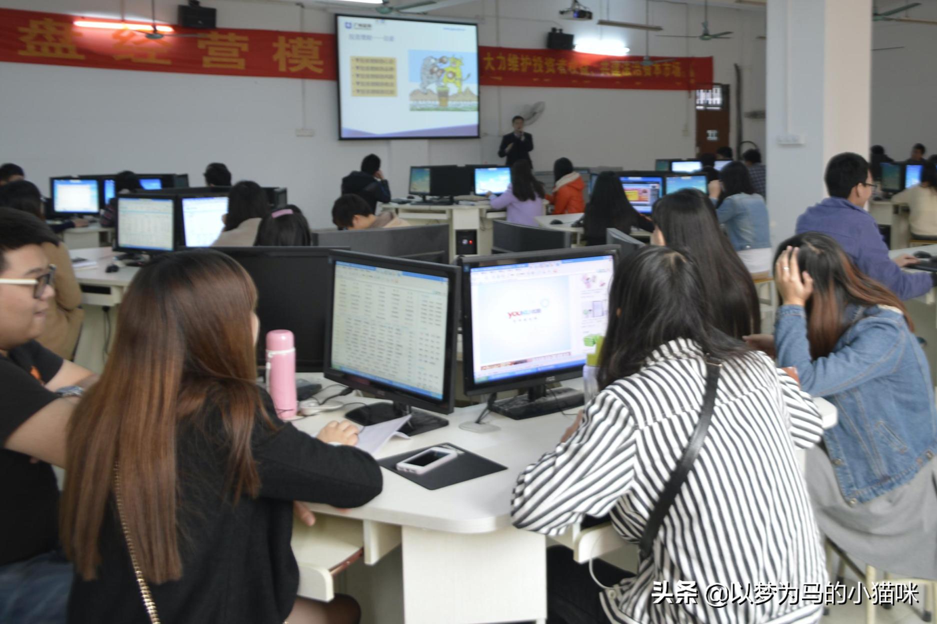 专科十大热门专业公办,全国比较好的大专院校及专业