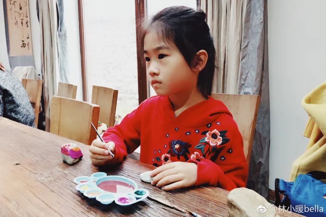 小孩刚开始写字怎么教握笔,儿童几岁来开始握笔写字比较合适