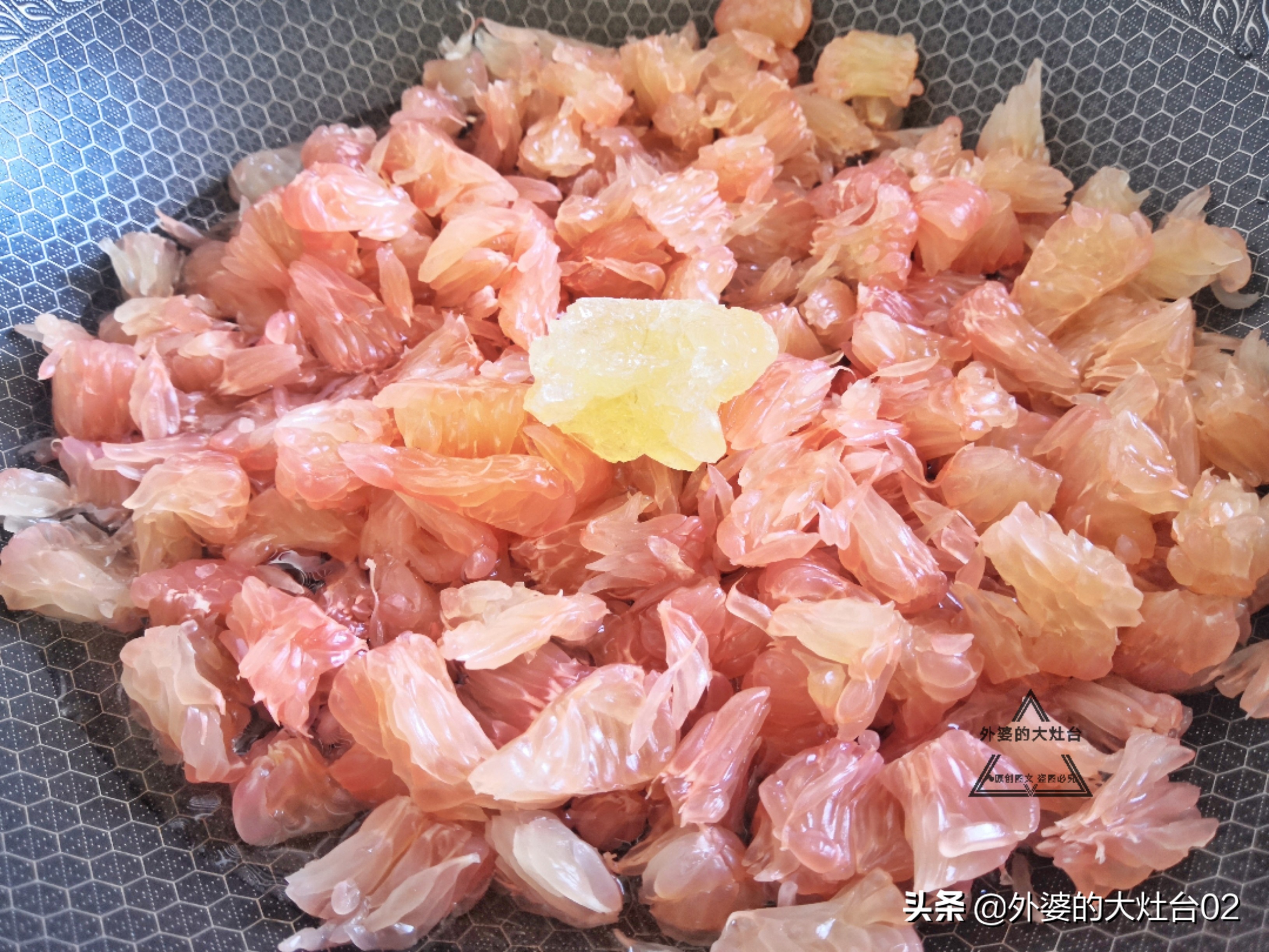 小孩吃了个柚子咳嗽了,太酸的柚子小孩吃多有什么影响