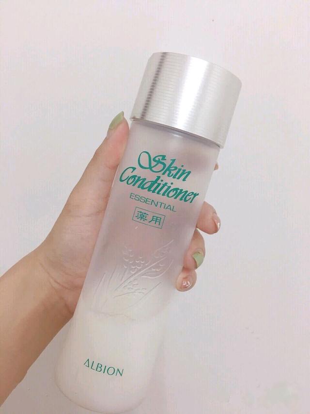 菌菇水适合什么肤质痘痘肌,菌菇精华水适合油皮吗