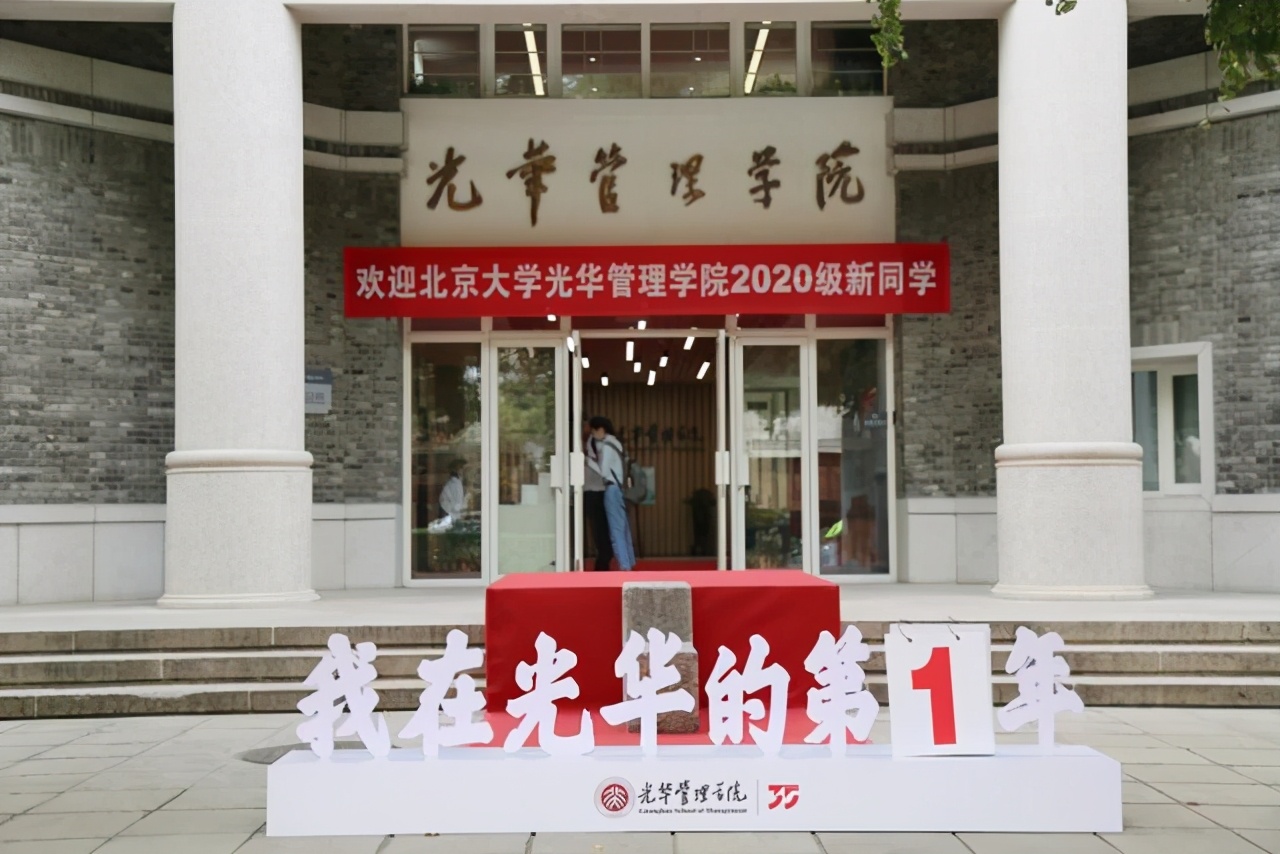 金融行业为什么一年能赚100万,金融行业为啥工资那么高