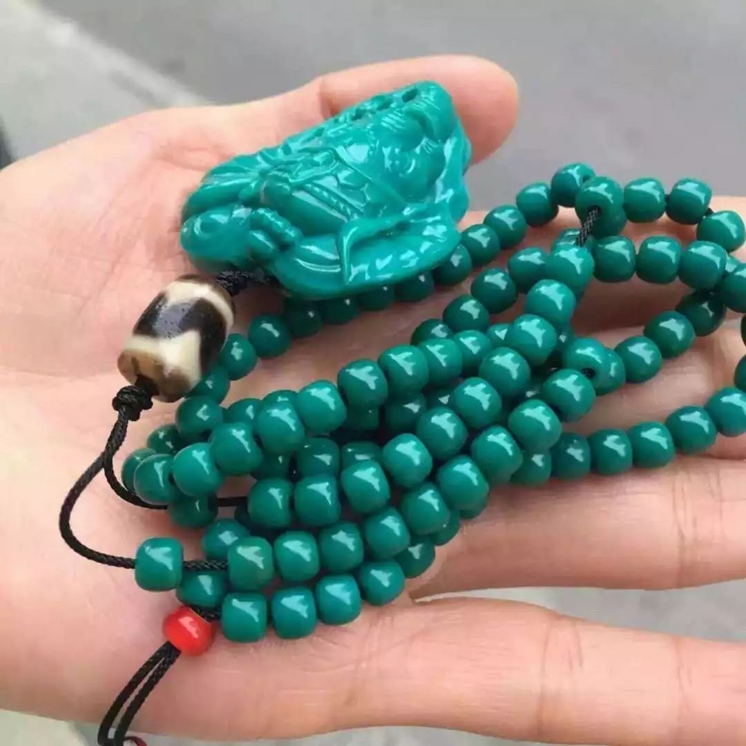 什么品种的核桃玉化包浆更快,文玩核桃盘多久才会玉化