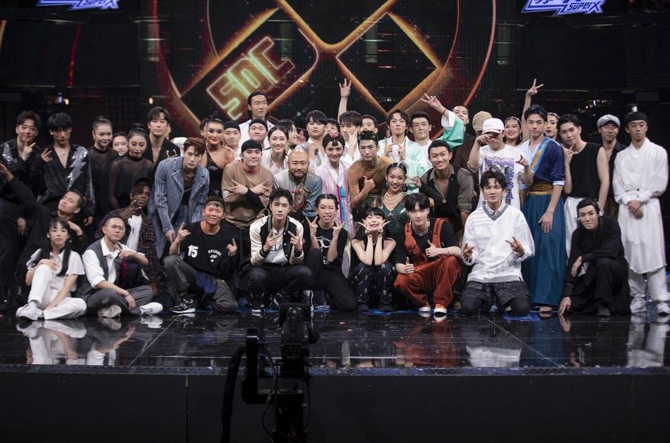 《这就是街舞》朝鲜族舞蹈，在韩网热议被骂，韩国人长长见识吧