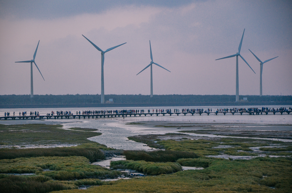 地方叫高美湿地,绝美滩涂,吸引了无数人来打卡日落美景