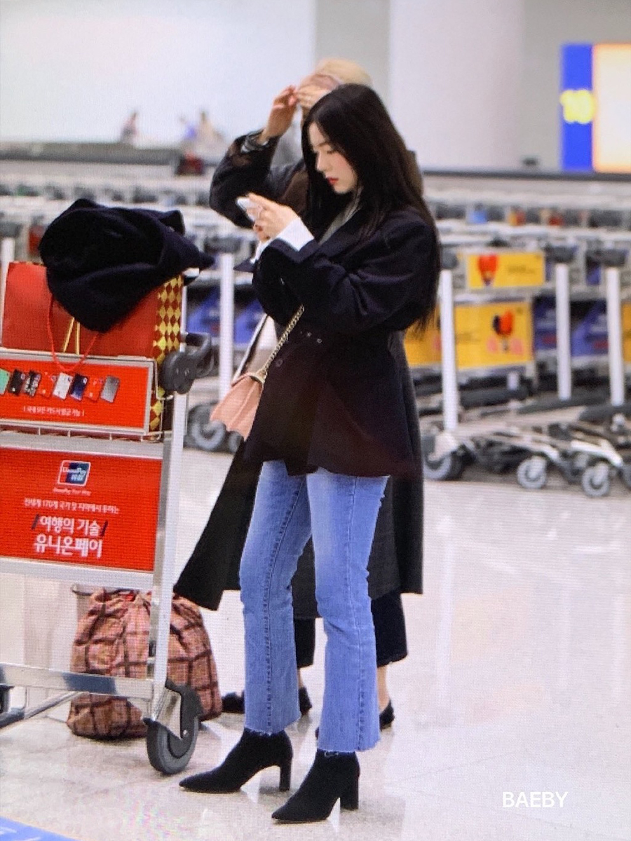 裴珠泫最新机场照同款穿搭 (张天爱vs裴珠泫)