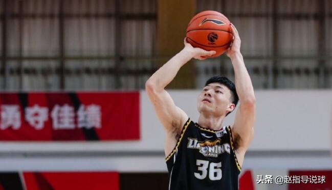 辽篮最终十二人名单,辽篮最新12人名单季后赛