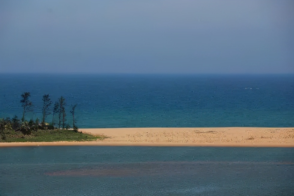 鬼压床是什么心理暗示,鬼压床与心理作用有关吗
