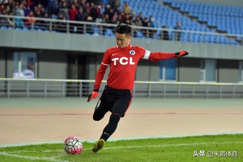 足球比赛技巧和规则视频,5人足球规则常识