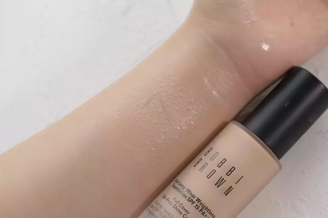 推荐8款适合干皮的粉底液,迪奥最贵粉底液