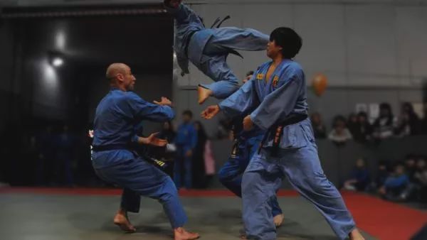 越南人玩儿中国象棋,越南人玩武器大全