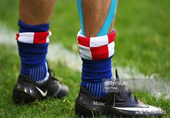 一人一鞋球星的执念球迷的追求你最喜爱的那双鞋穿了多久？