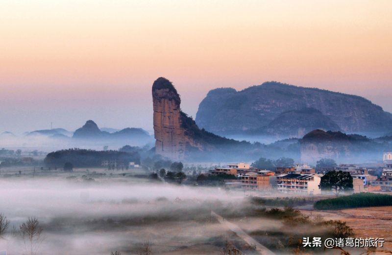 江西龙虎山升棺与升官发财的秘密！这9大特色景点，你去了几个？