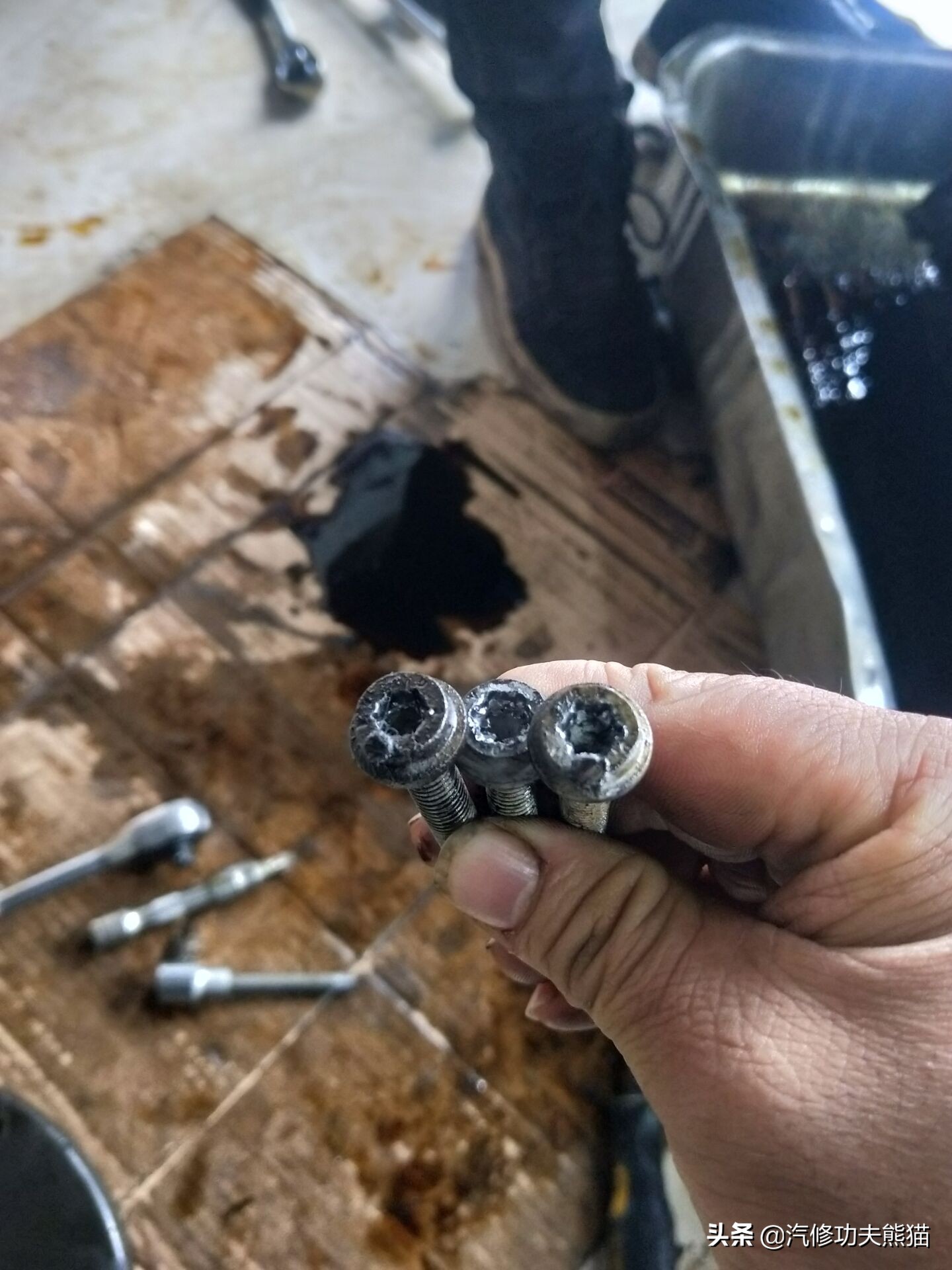 斯柯达08款1.6明锐发动机烧机油吗,斯柯达明锐烧机油能修复吗