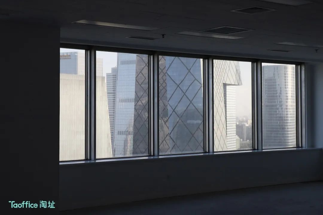 京广中心|五星级酒店服务传说中的精英职场