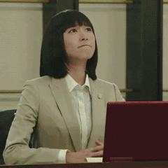 看到‘smoke-free’的标志，到底能不能吸烟？