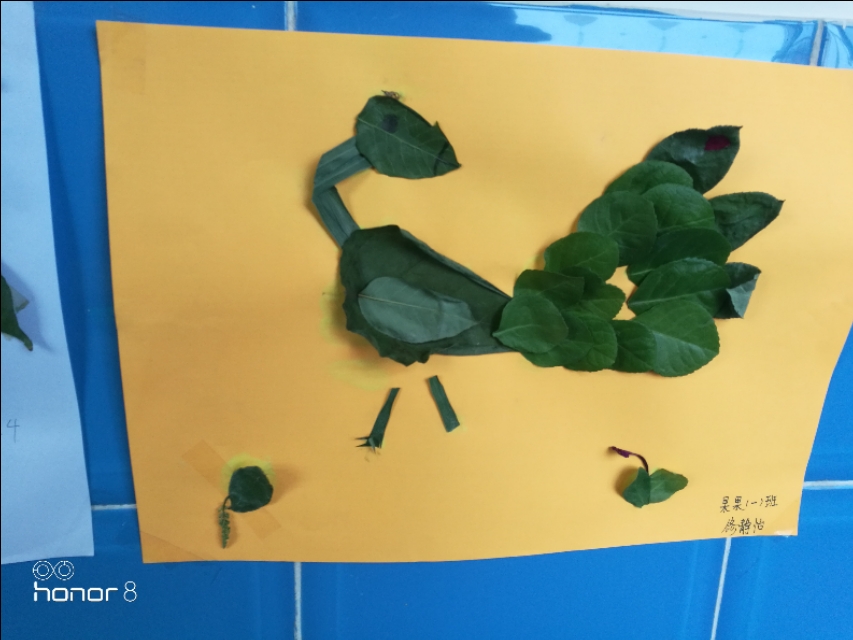 [秋叶之赋]秋日落叶漫漫，落叶归根，然而落叶有顽强的生命力