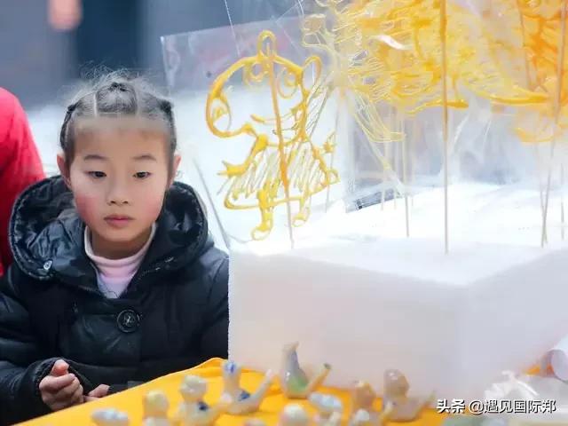 建业樱桃沟足球小镇,郑州樱桃沟建业足球小镇要门票吗