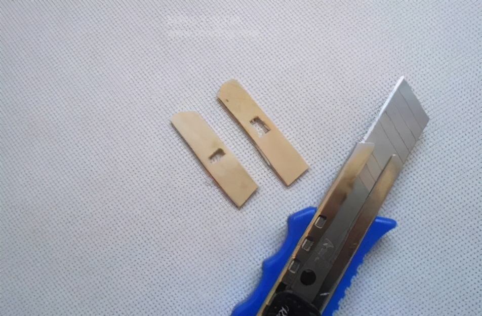 能飞的手工飞机制作幼儿园,国庆幼儿园手工制作飞机图文